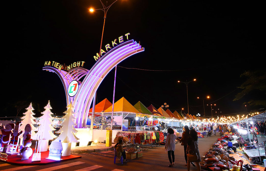 Chợ đ&ecirc;m H&agrave; Ti&ecirc;n